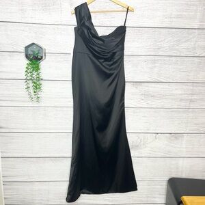 NWT Elegant Black Satin One-Shoulder Floor Length Gown Dress Size 14